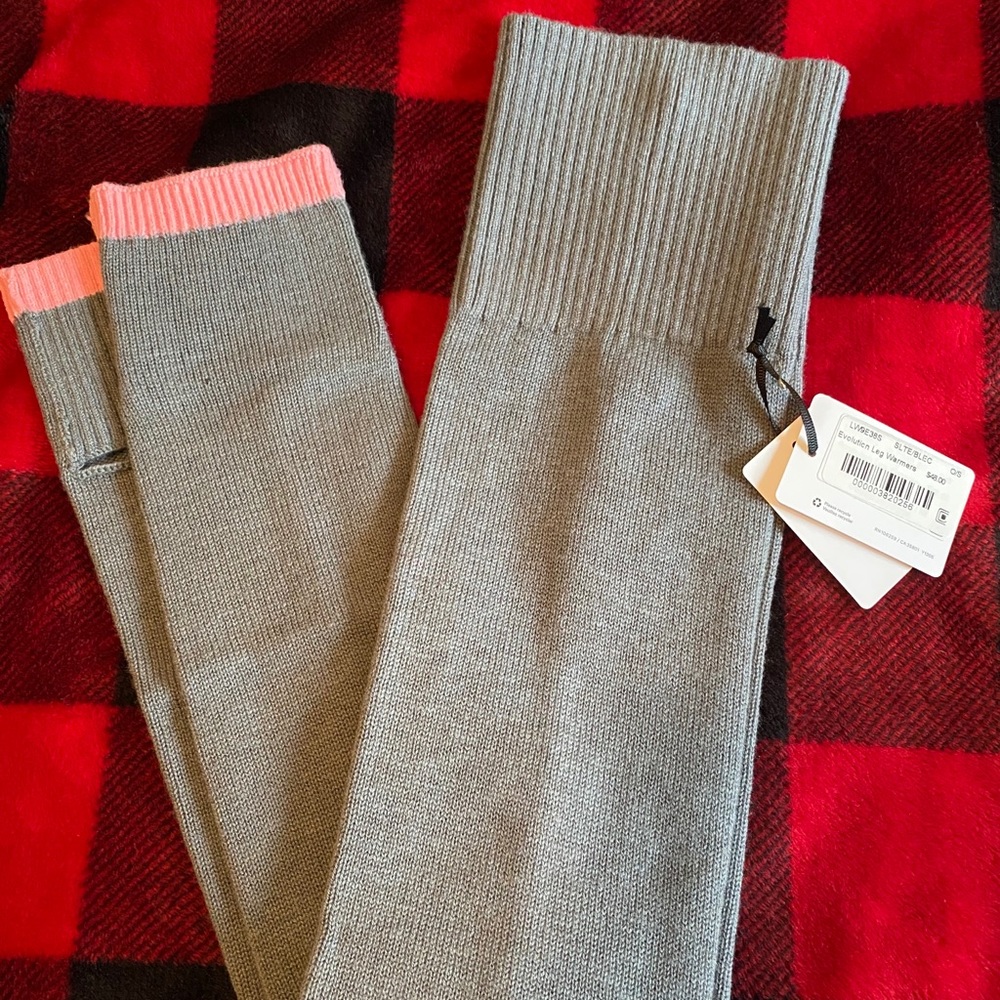 NWT Lululemon Leg Warmers O/S